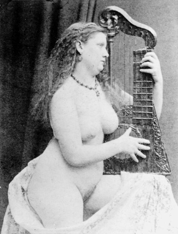 Als Kaiser Franz Joseph mit einem Nacktfoto von Sisi erpresst wurde