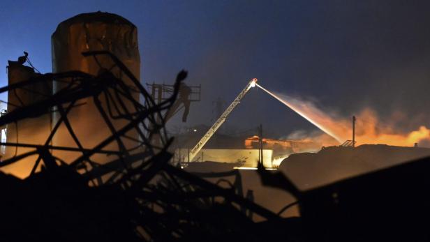 Explosion in Texas: 15 Tote