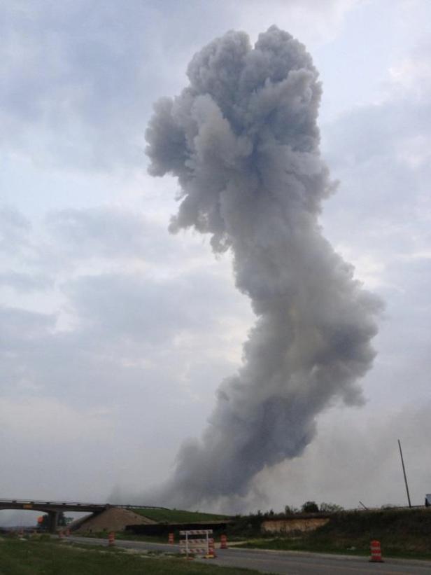 Explosion in Texas: 15 Tote