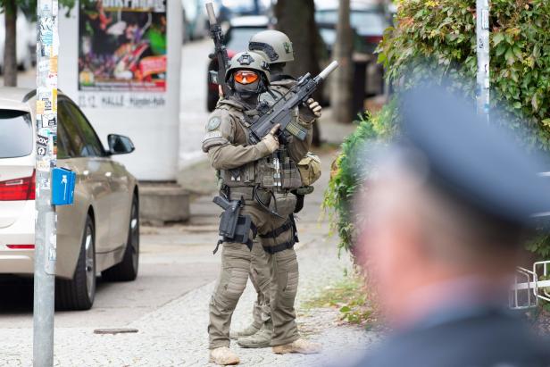 Täter filmte sich bei Halle-Anschlag: Was am Video zu sehen ist
