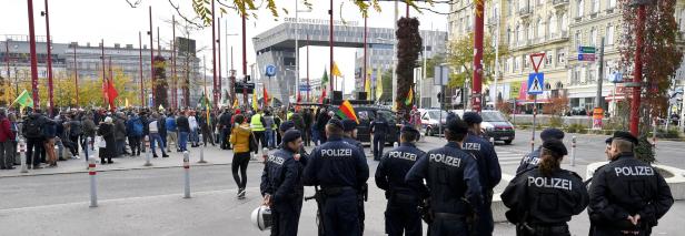 Wien: 3000 Demonstranten gegen türkische Militäroffensive