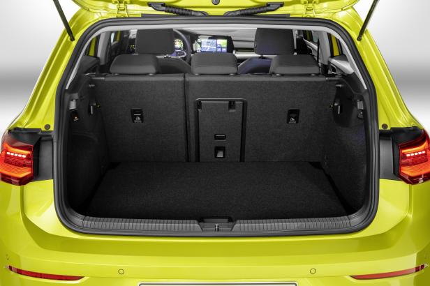 golf8_trunk_1.jpg