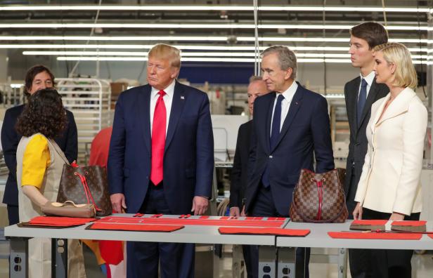 Ivanka Trump: Mode-Blamage bei Besuch von Louis-Vuitton-Werk | 0