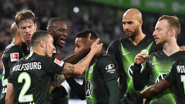 Gladbach wieder Erster, Glasner mit Wolfsburg weiter unbesiegt