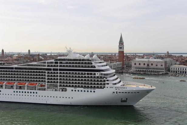 Venedig: Luxusliner dürfen nicht mehr bis zum Markusplatz fahren