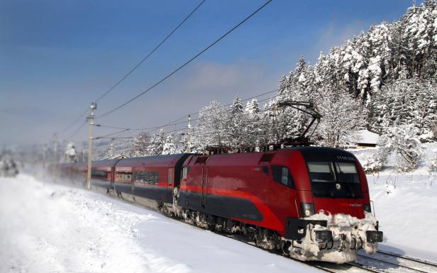 Tirol: Winterurlauber lassen Rubel und Blechlawine rollen