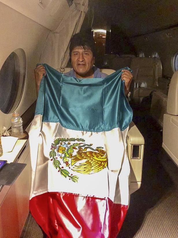 Morales verlässt Bolivien: Exil in Mexiko