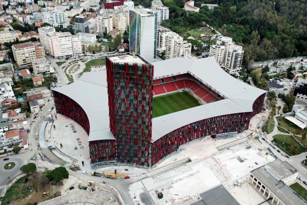 Zum neidisch werden: Tirana hat ein neues Stadion