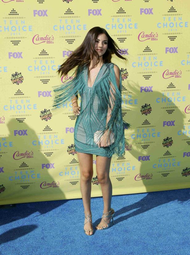 Teen Choice: Modische Tops & Flops der Jungpromis