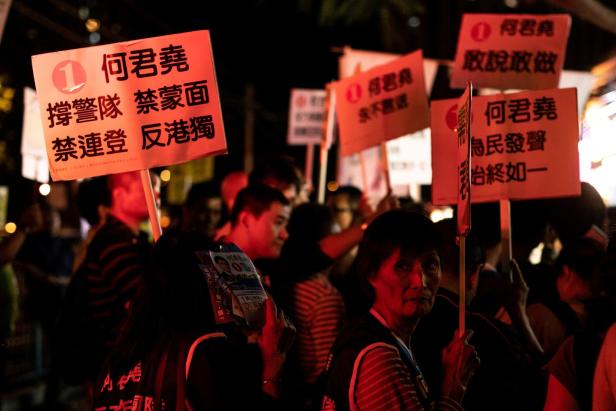 Hongkong: Demokratie-Lager liegt bei Kommunalwahl deutlich vorn