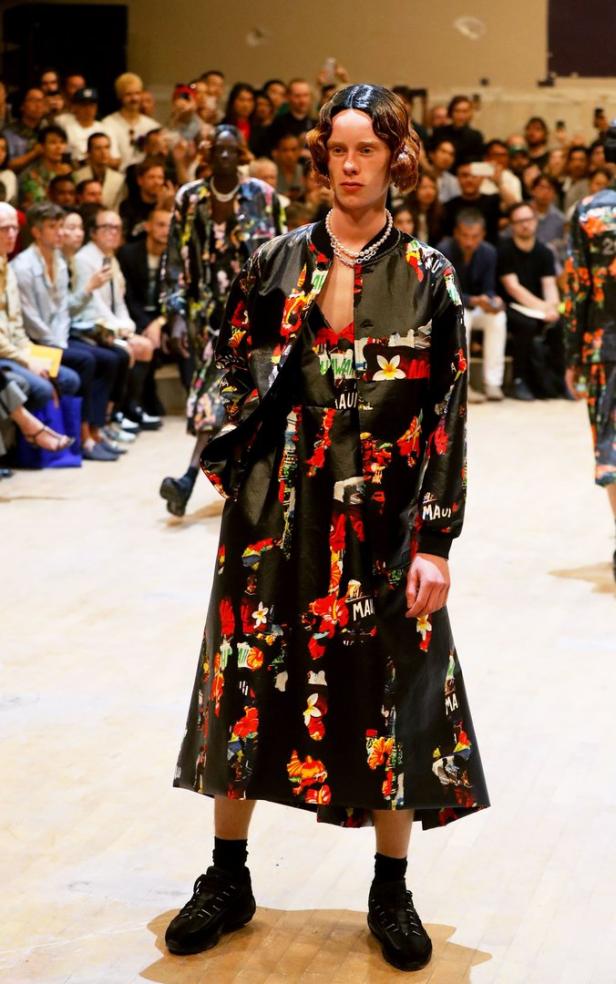 "Zufriedenheit wäre das Ende": Mode-Ikone Rei Kawakubo im Gespräch