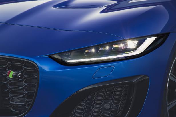 jag_f-type_21my_reveal_image_detail_headlamp_02.12.19_01.jpg