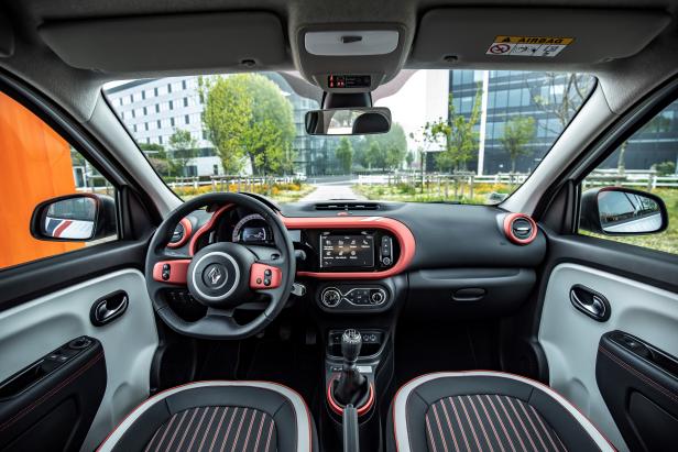 21230097_2019_-_new_renault_twingo.jpg