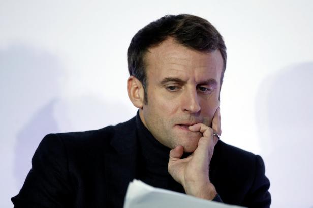 Totalstreiks gegen Macron: Frankreich stürzt in Chaos-Tage