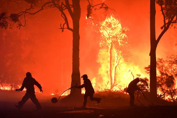 Australien: Tausende Touristen von Feuern eingeschlossen