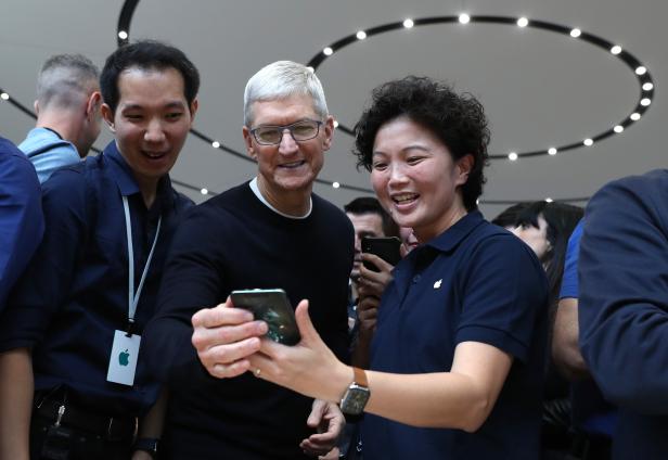 US-APPLE-UNVEILS-NEW-PRODUCT-UPDATES-AT-ITS-CUPERTINO-HEADQUARTE US-APPLE-UNVEILS-NEW-PRODUCT-UPDATES-AT-ITS-CUPERTINO-HEADQUARTE