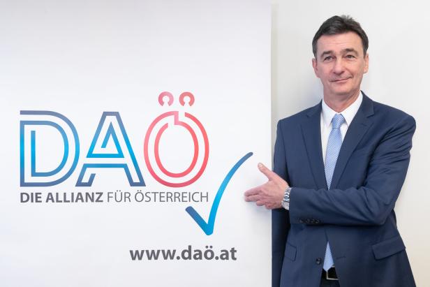 Pressekonfernz zur Parteigründung DAÖ