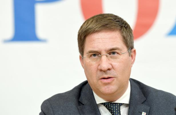 FPÖ-Reform-Chef rudert zurück: Identitäre sind doch nicht erwünscht