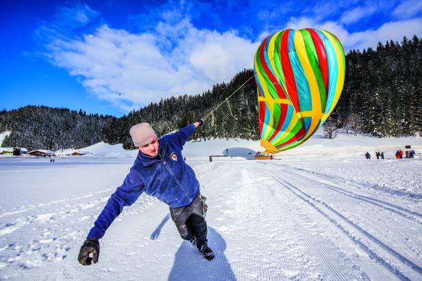 Hoch hinaus mit dem Ballon: Faszinierende Eindrücke über den Wolken
