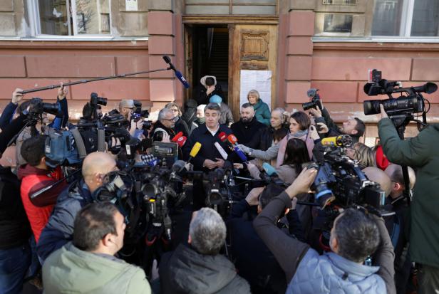 Sozialdemokrat Zoran Milanovic wird neuer kroatischer Präsident