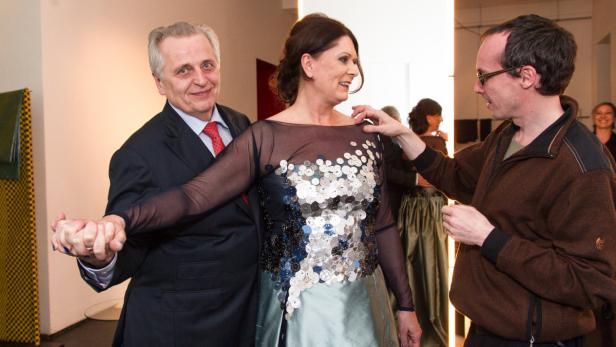 Karin Rissers Kleid für den Philharmonikerball tickt