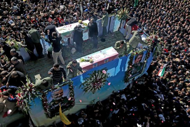 Iran: Massenpanik bei Trauerzug für General Soleimani