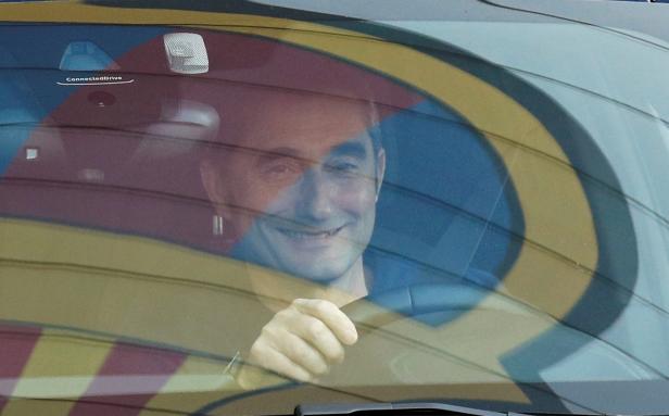 FC Barcelona's coach Ernesto Valverde leaves Joan Gamper training camp