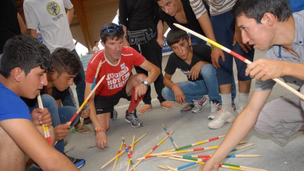 Traiskirchen: Spiel und Spaß gegen Lager-Alltag