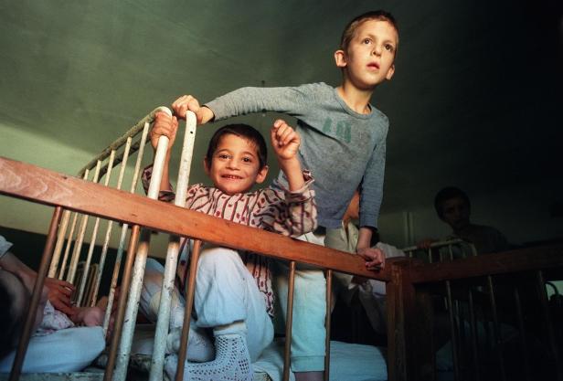 Rumäniens neue Waisen: Wenn Mama nach Österreich auswandert