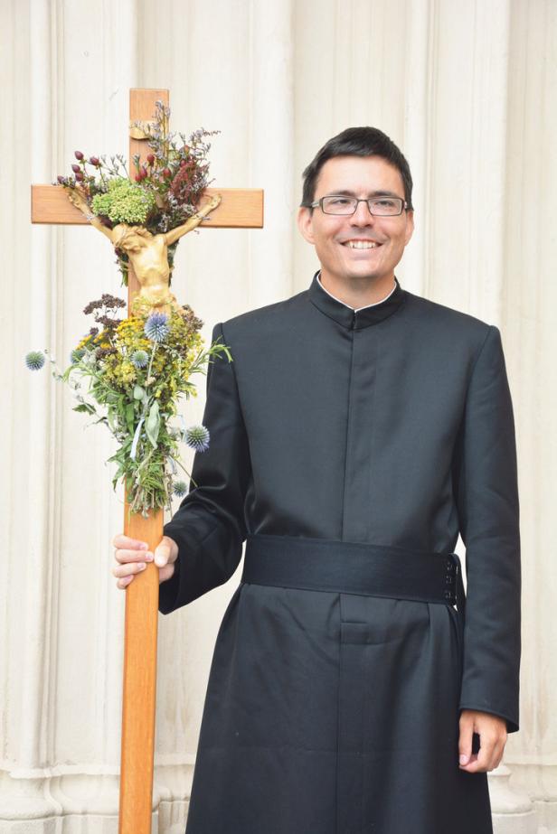 Langer Weg zur Berufung: Vom Wirtschaftsprüfer zum Priester