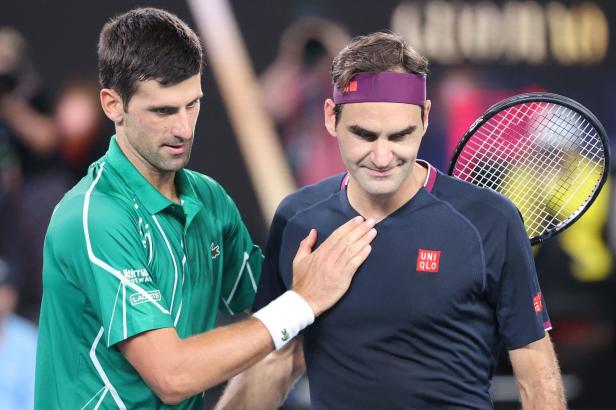 Dreisatz-Erfolg: Djokovic schlägt Federer und steht im Finale