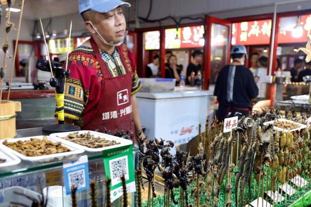 Spinnen, Egel, Skorpione: Was auf chinesischen Märkten verkauft wird