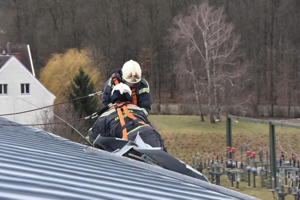 Erste Sturm-Zwischenbilanz: "Petra" sorgte bisher für rund 300 Feuerwehr-Einsätze in Wien
