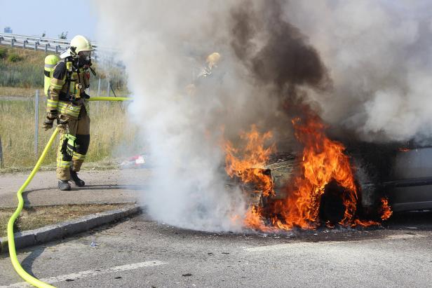 Vorbereitung auf E-Mobilität: "Brennende Autos explodieren nicht"