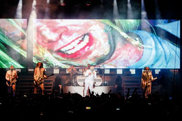 Lindemann beim Wien-Konzert: Porno-Videos statt Feuerspucker