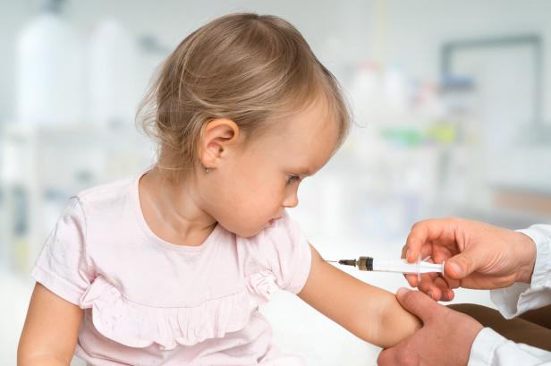 Kostenloses Kinderimpfprogramm: Warum Experten alarmiert sind