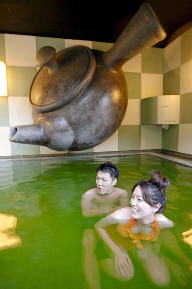 Elefanten-Massage & Bierbad