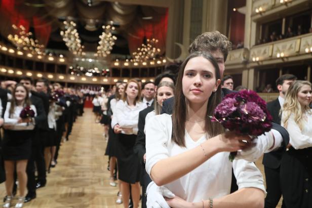 Eine Rose vom Beczała: Der Startenor über den Opernball, Tanzen und großen Druck