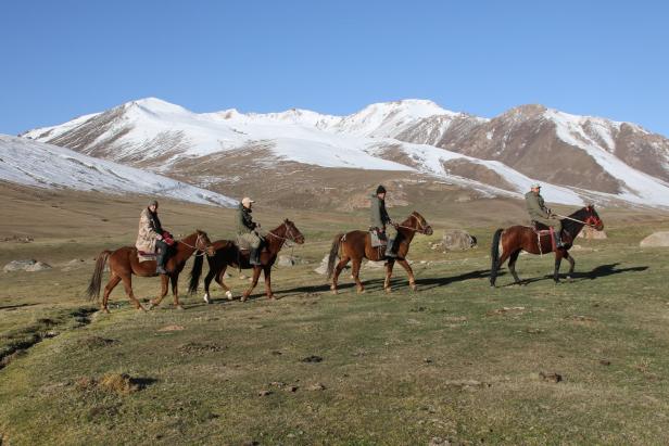 Die Suche nach dem Schneeleopard in den Bergen Kirgisistans