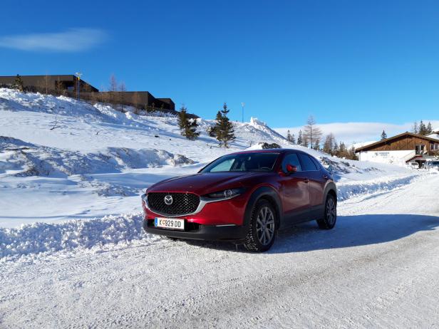 Start zum Dauertest mit dem Mazda CX-30 mit Skyactive-X180 Motor