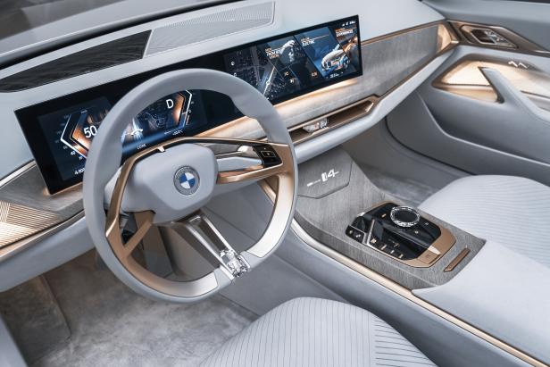 p90384992_highres_bmw-concept-i4-02-20.jpg