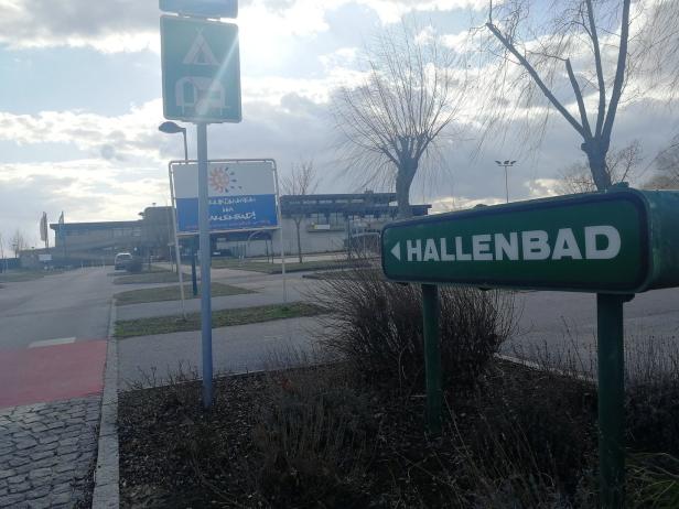 Einsturzgefahr: Hallenbad Neusiedl am See ist gesperrt