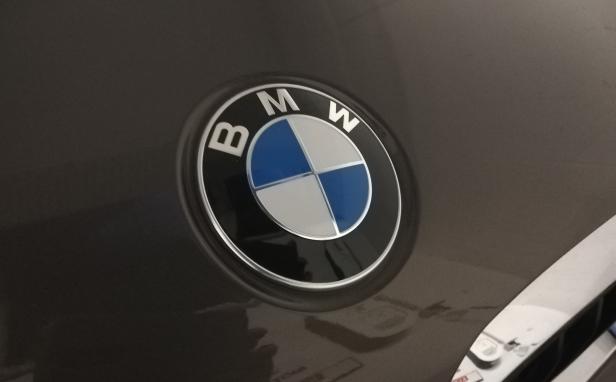 BMW gibt sich ein neues Logo