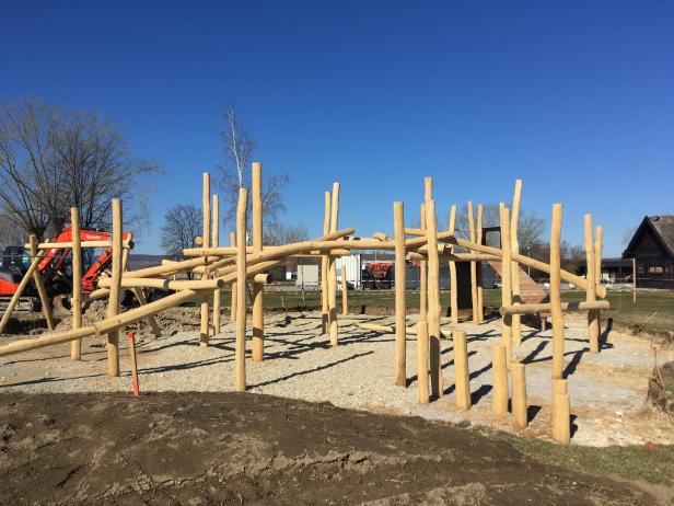 Neuer Spielplatz und Musiksommer im Seebad Breitenbrunn