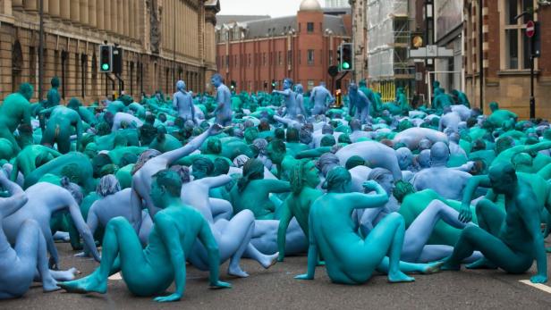"Sea of Hull ": Treffen sich 3200 Nackte
