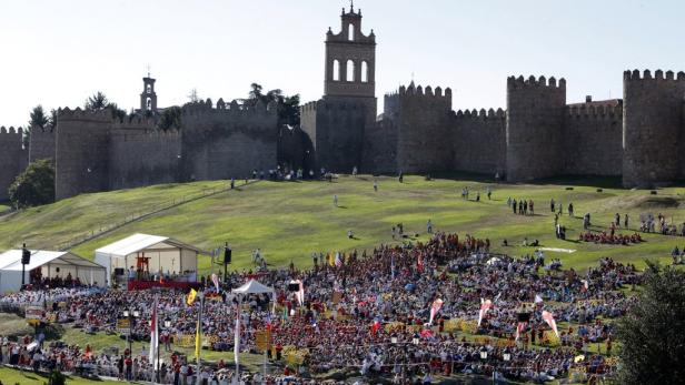 Papstbesuch führt zu neuen Protesten in Spanien
