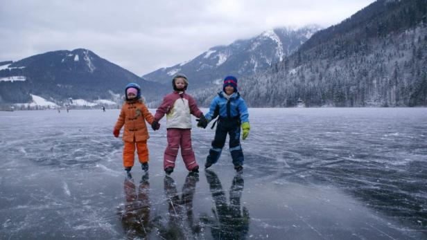 Eislaufen auf Österreichs schönsten Seen