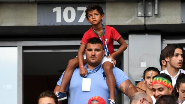 Der kleine Ronaldo fieberte mit Papa mit