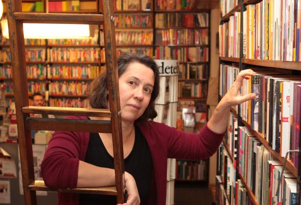 Lesen in Krisenzeiten: Drei Buchhändlerinnen und ihre Tipps