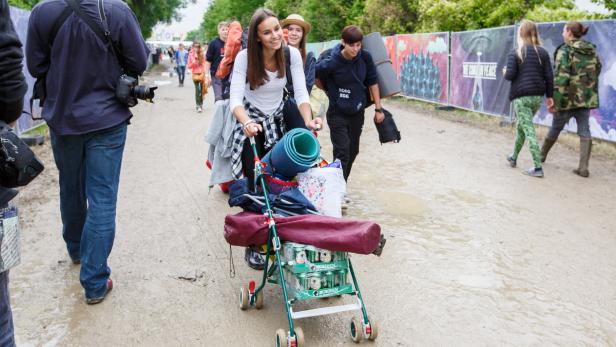 Frequency: Zum Start wurde im Gatsch gefeiert